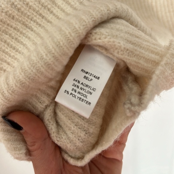 Stephenson Color block Turtleneck Sweater - Picture 4 of 4